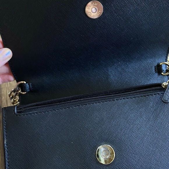 Michael Kors Daniela Large Saffiano Leather Crossbody Bag - Picture 2 of 3